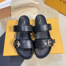 Louis Vuitton Slippers